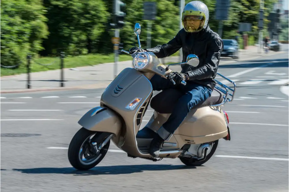How Fast Does A 50cc Scooter Go