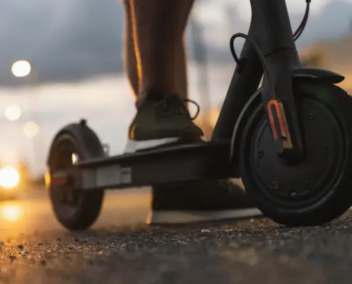 how do electric scooters work